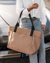 Load image into Gallery viewer, CHICAGO TOTE BAG - MOCHA