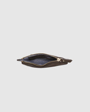 Load image into Gallery viewer, SUKI CHOCOLATE PHONE BAG