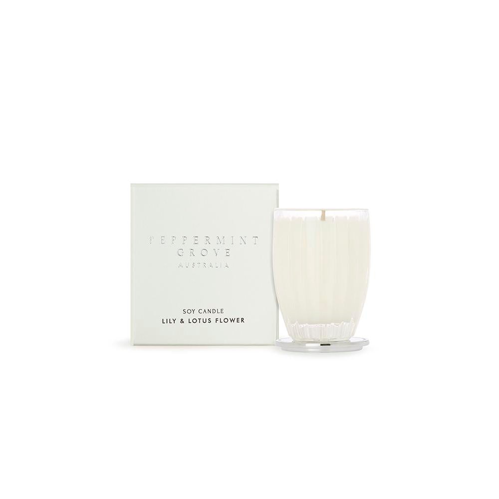 LILY & LOTUS FLOWER CANDLE 60G