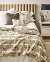 Load image into Gallery viewer, FAUX FUR THROW MOUNTAIN RABBIT