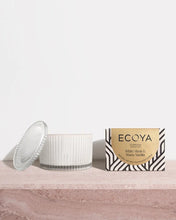 Load image into Gallery viewer, WHITE MUSK &amp; WARM VANILLA GRAND CANDLE
