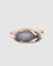 Load image into Gallery viewer, AUDRY BUCKET BAG - VANILLA
