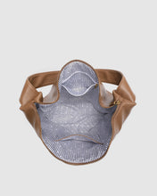 Load image into Gallery viewer, MORGAN SHOULDER BAG CARAMEL

