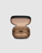 Load image into Gallery viewer, JULIETTE VANITY CASE - BLACK
