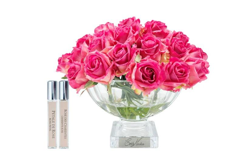 MAGENTA ROSE BUDS W/SILVER BADGE - SQ VA