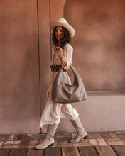 Load image into Gallery viewer, MONACO SHOULDER BAG MOCHA MOUSSE

