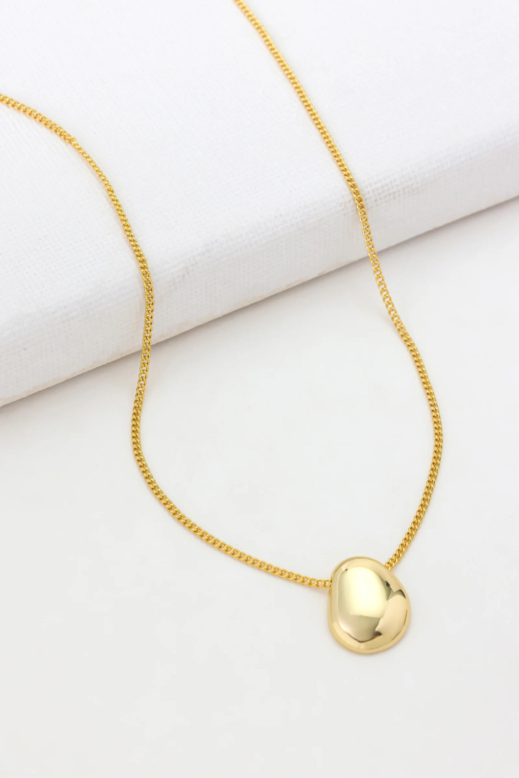 CLARE GOLD NECKLACE
