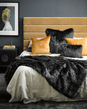 Load image into Gallery viewer, FAUX FUR THROW EBONY PLUME
