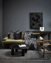 Load image into Gallery viewer, FAUX FUR THROW GUINEA FOWL
