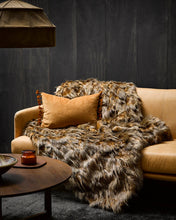 Load image into Gallery viewer, FAUX FUR THROW RED FOX 150X180
