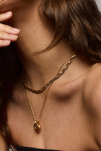Load image into Gallery viewer, POPPY GOLD NECKLACE
