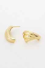Load image into Gallery viewer, ROMY GOLD HOOP
