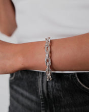 Load image into Gallery viewer, SARA SILVER BRACELET
